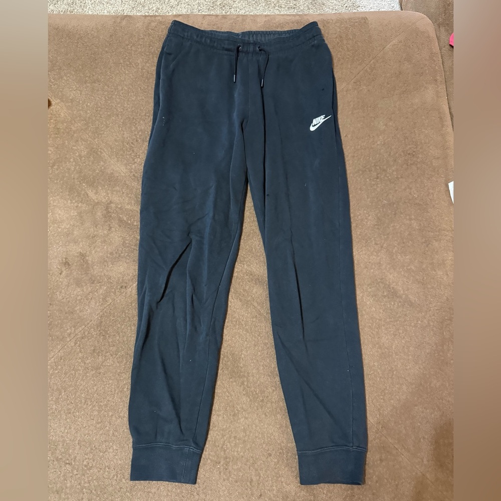Women’s Nike black jogger sweatpants size small